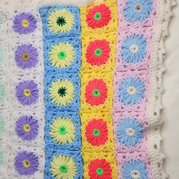 Granny square baby blanket,  38 X 46 - Picture 2 of 5